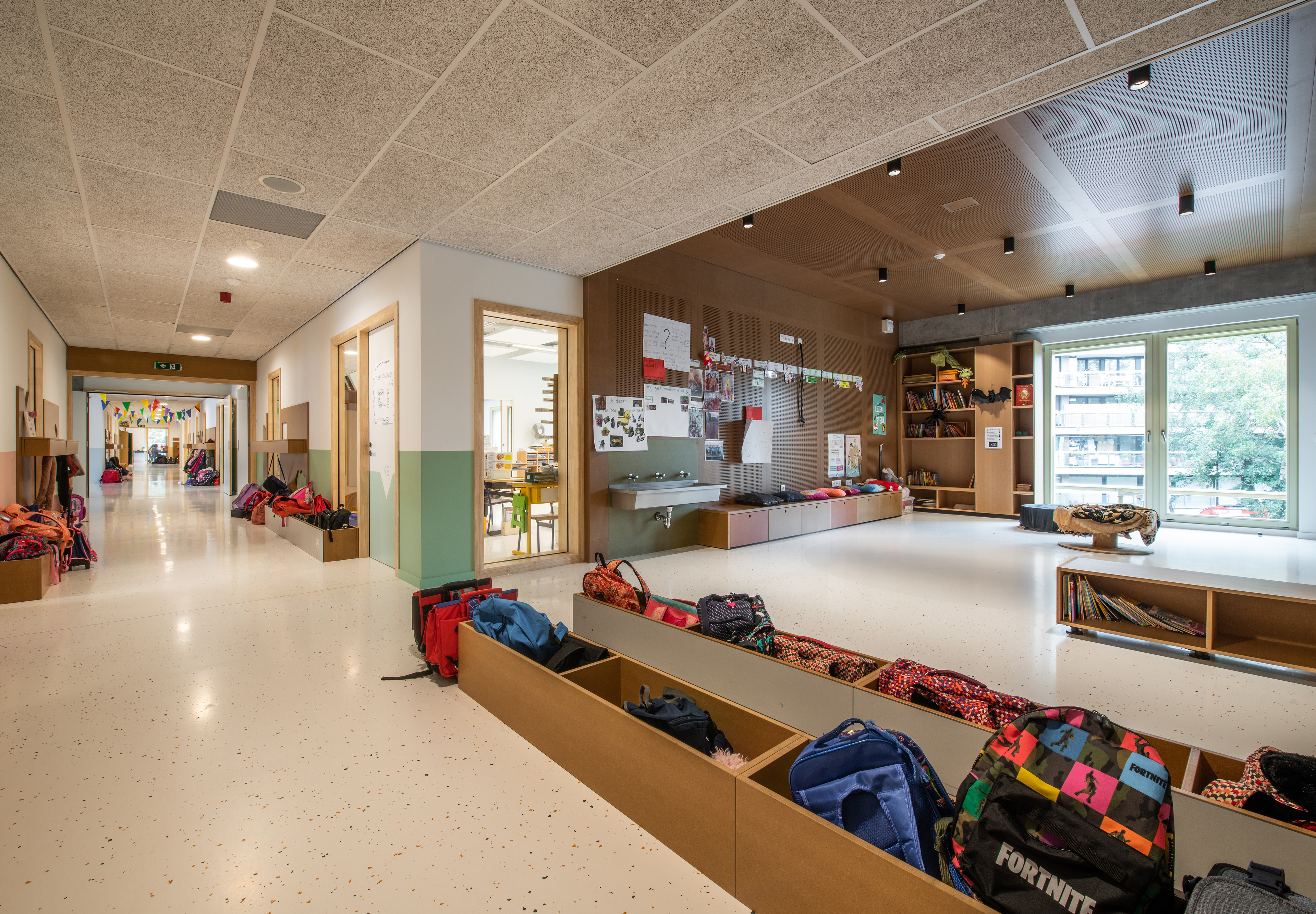 Municipal Primary School Ket, Belgium